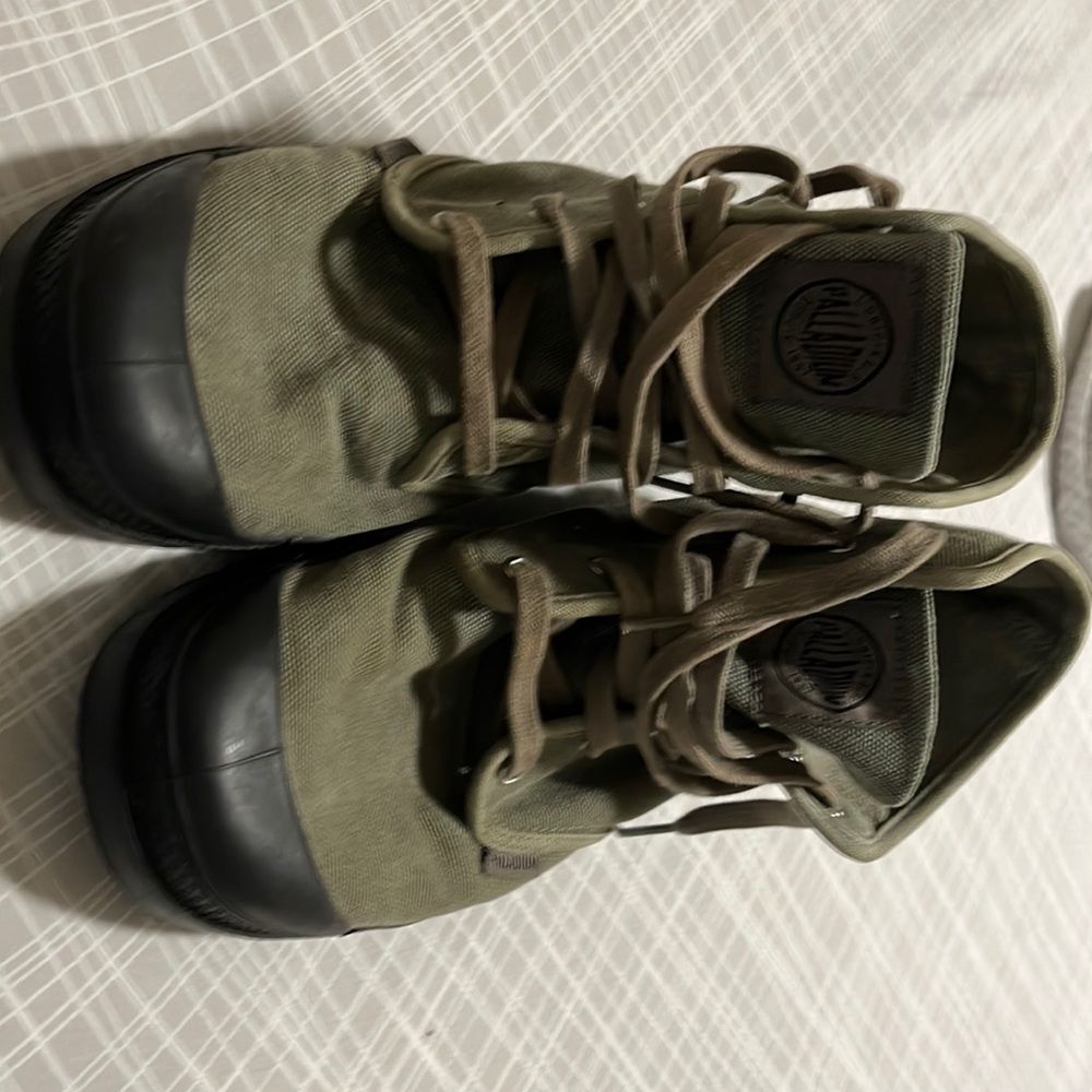 Palladium Canavs Boots
